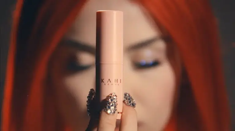 KAHI × AVA MAX